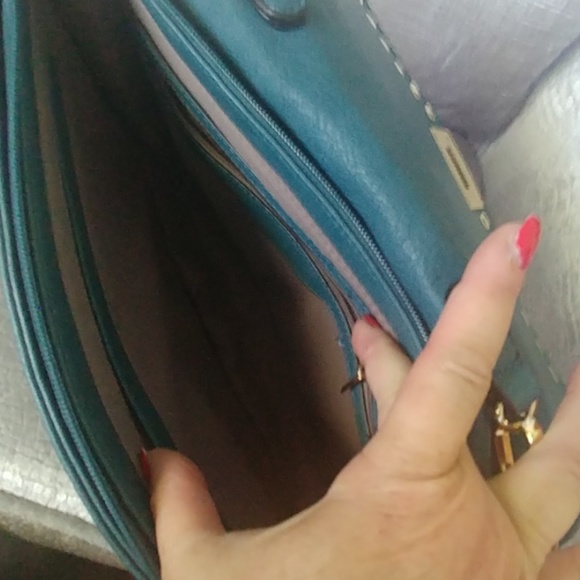 Purse - Picture 2 of 3